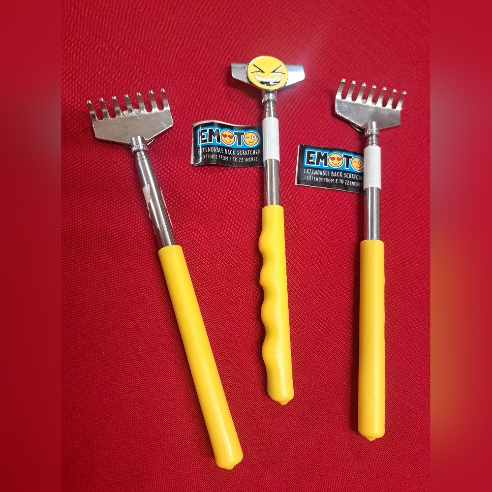 Yellow Telescopic Back Scratchers Extendable 22"